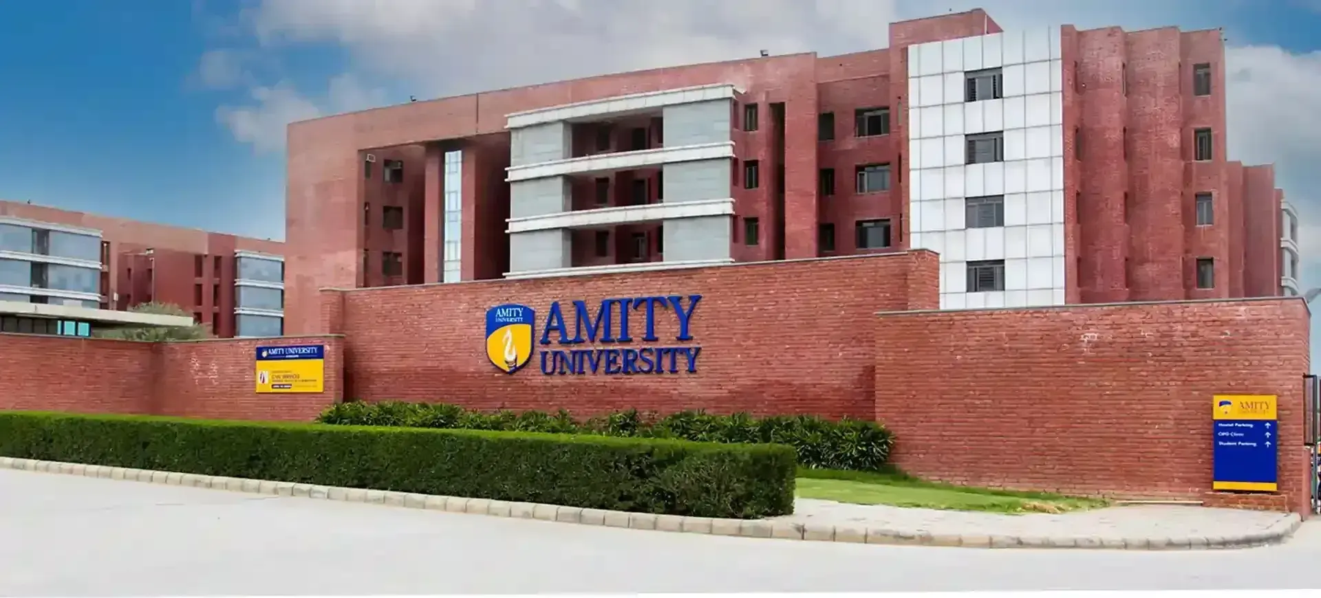Amity Online MBA